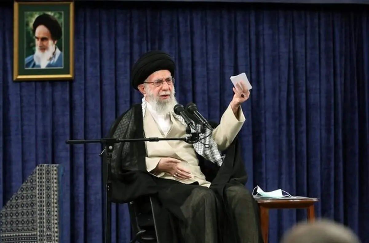 رهبرانقلاب: حضور بسیج نشان می‌دهد انقلاب زنده است