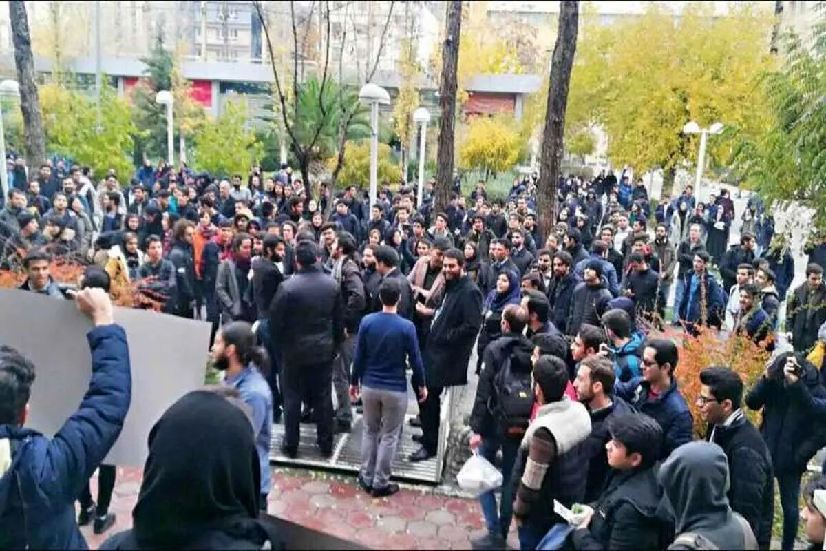 جمهوری اسلامی: کسانی که نافرمانی مدنی می‌کنند محارب نیستند
