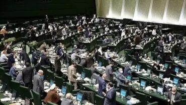 تقابل بی نتیجه دو قوه بر سر نا آرامی های خونین مهاباد/دودی که به چشم مردم خواهد رفت
