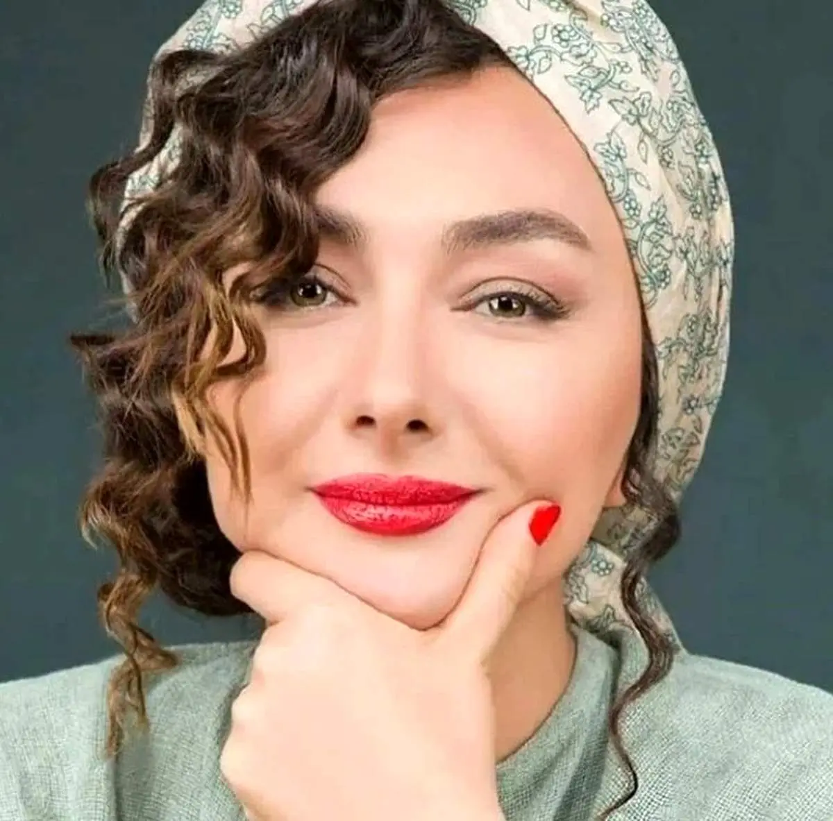 نگاه نافذ خانم بازیگر به دوربین دل هر ببیننده ای را میلرزاند!+ عکس