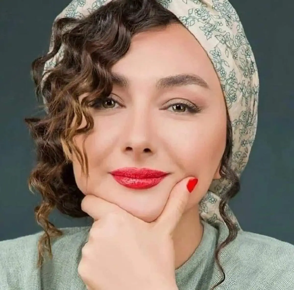 نگاه نافذ خانم بازیگر به دوربین دل هر ببیننده ای را میلرزاند!+ عکس