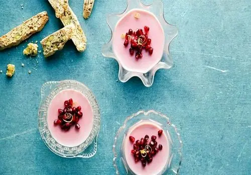 مرنگ یلدایی: ساده ترین دسر یلدایی
