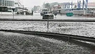 ویدئویی عجیب از ایجاد دریاچه‌ای وسط شهر مسکو!+ فیلم