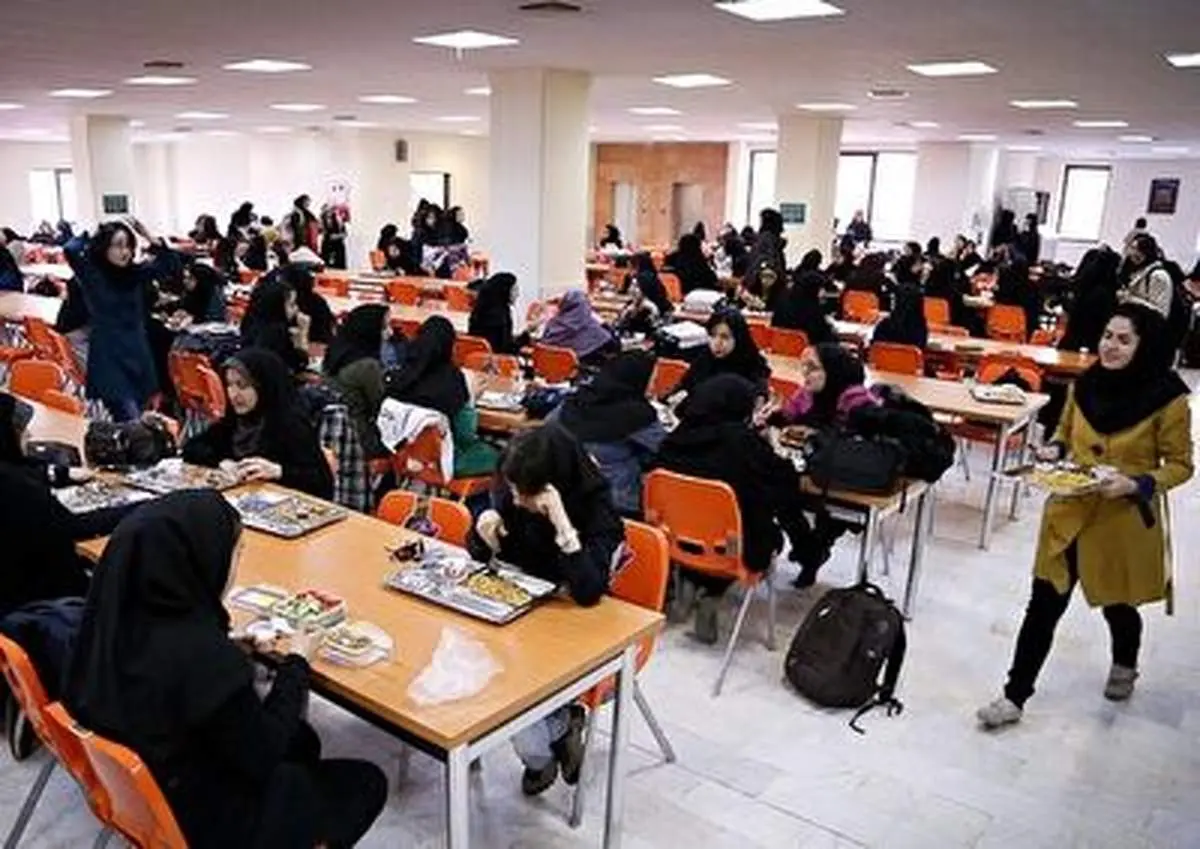 هدف دانشجویان از مختلط کردن سلف چه بود؟ + فیلم