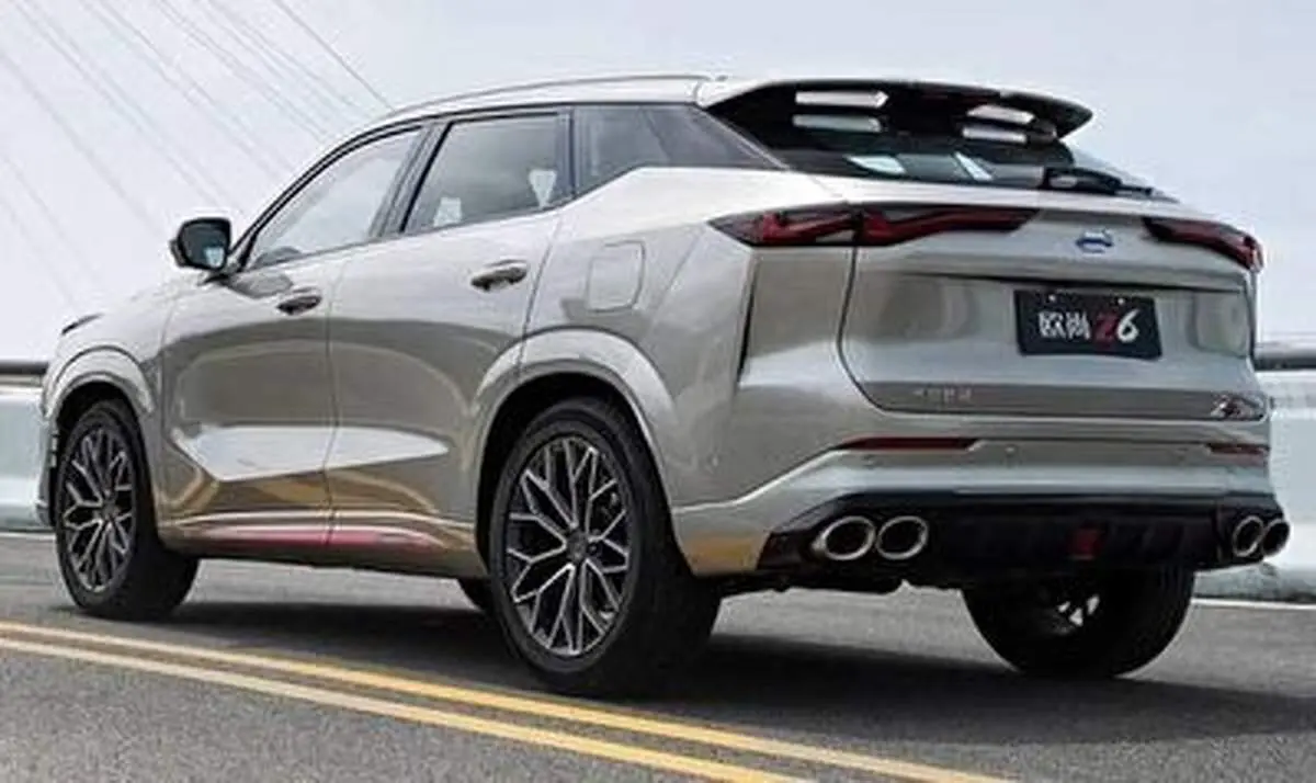 خودروی وارداتی فوق لاکچری در گمرک شمال+ فیلم