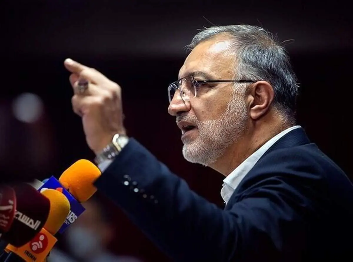 واکنش عجیب زاکانی به ترافیک تهران پس از بارش برف+فیلم
