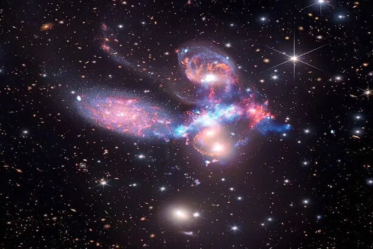 ویدیو حیرت انگیز جیمز وب از یک جفت کهکشان در حال ادغام + فیلم
