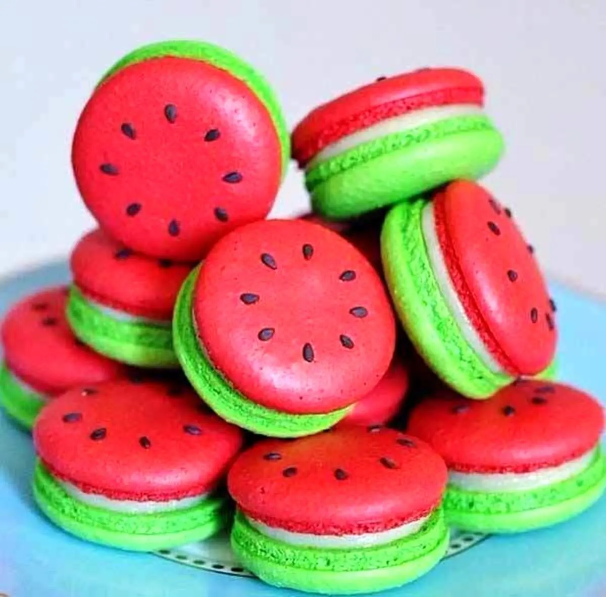 طرز تهیه شیرینی یلدایی خوشمزه و فانتزی