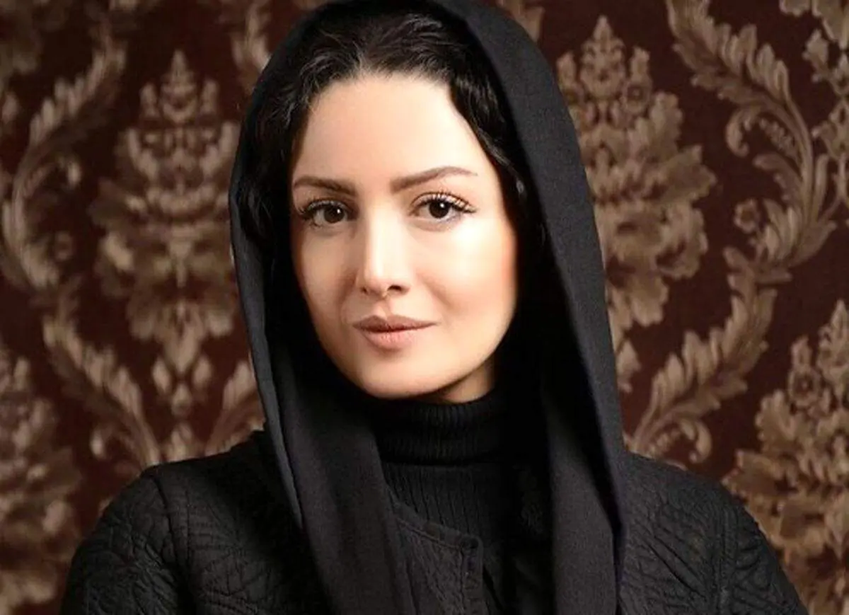 خنده های سرخوشانه شیلا خداداد با استایلی بهاری+ عکس