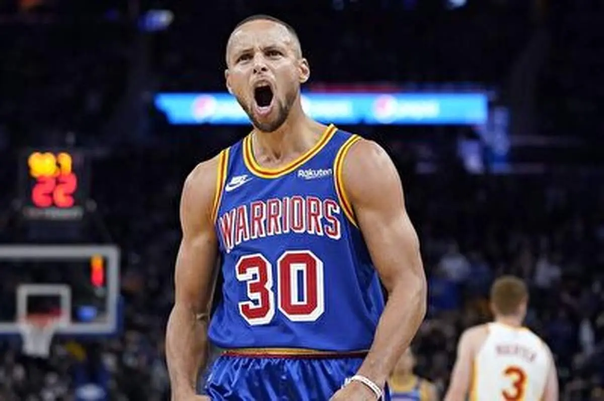 استف کری رکورددار پرتاب سه امتیازی در تاریخ NBA شد+ فیلم