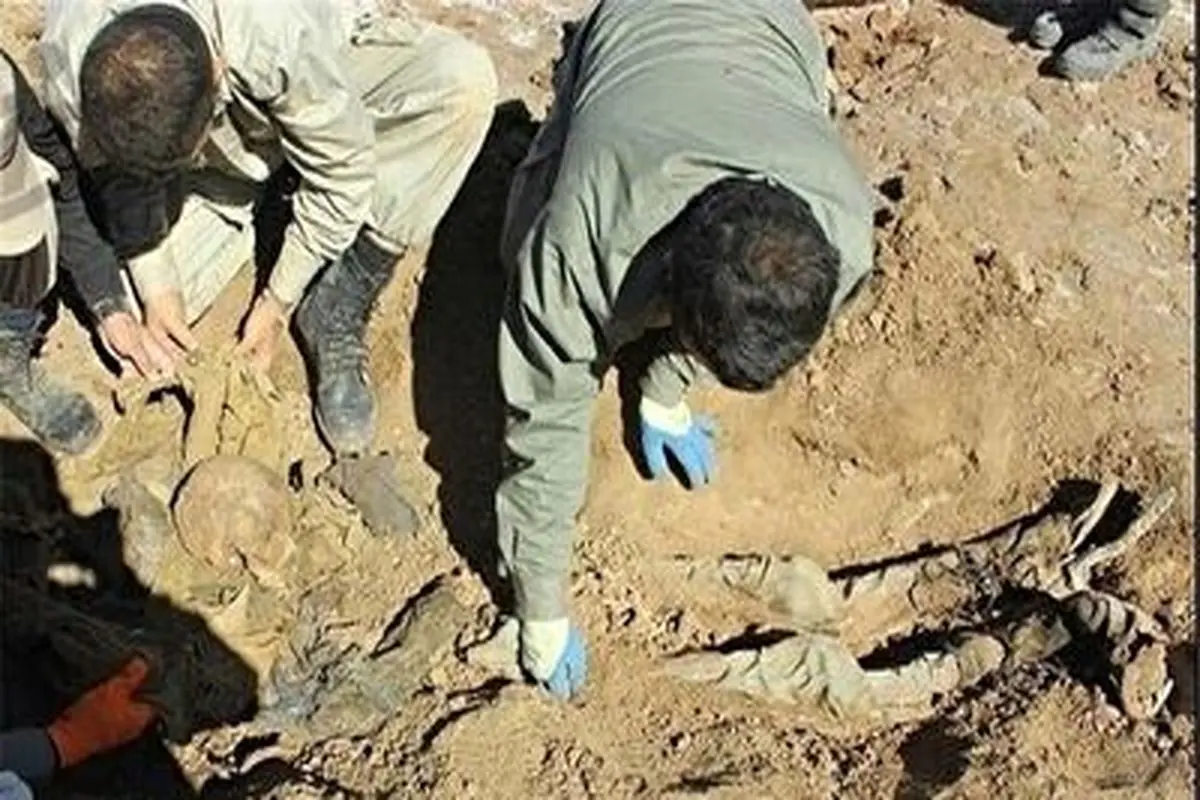 ورود پیکر ۱۱۱ شهید تازه تفحصشده دفاع مقدس به کشور+ فیلم