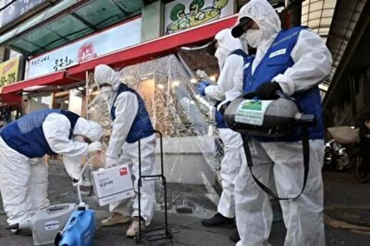 ویدئویی وحشتناک از درگیری بین مردم چین با مامورین مبارزه با کرونا+ فیلم