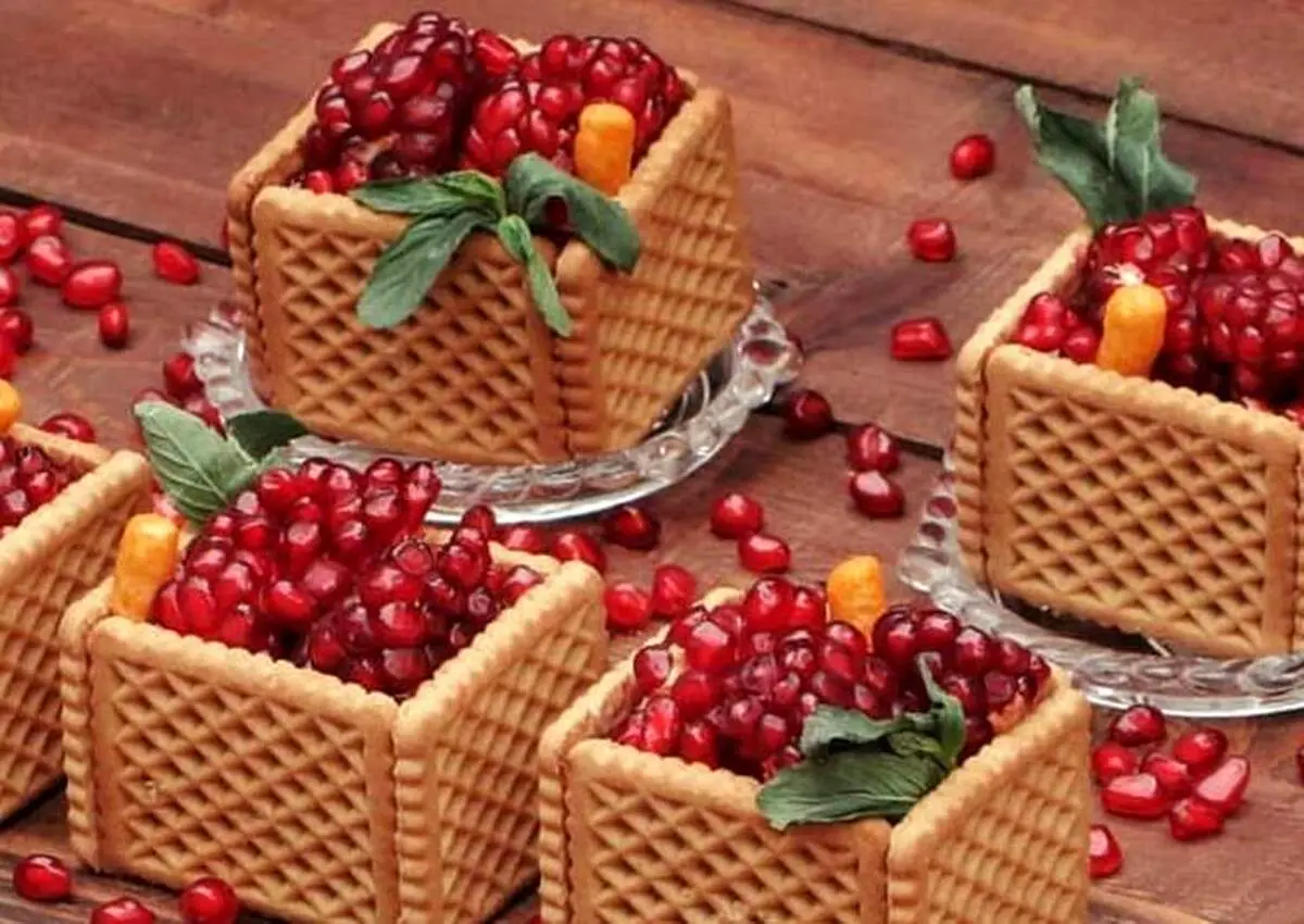 طرز تهیه دسر جعبه ای جذاب و خوشمزه ويژه شب يلدا