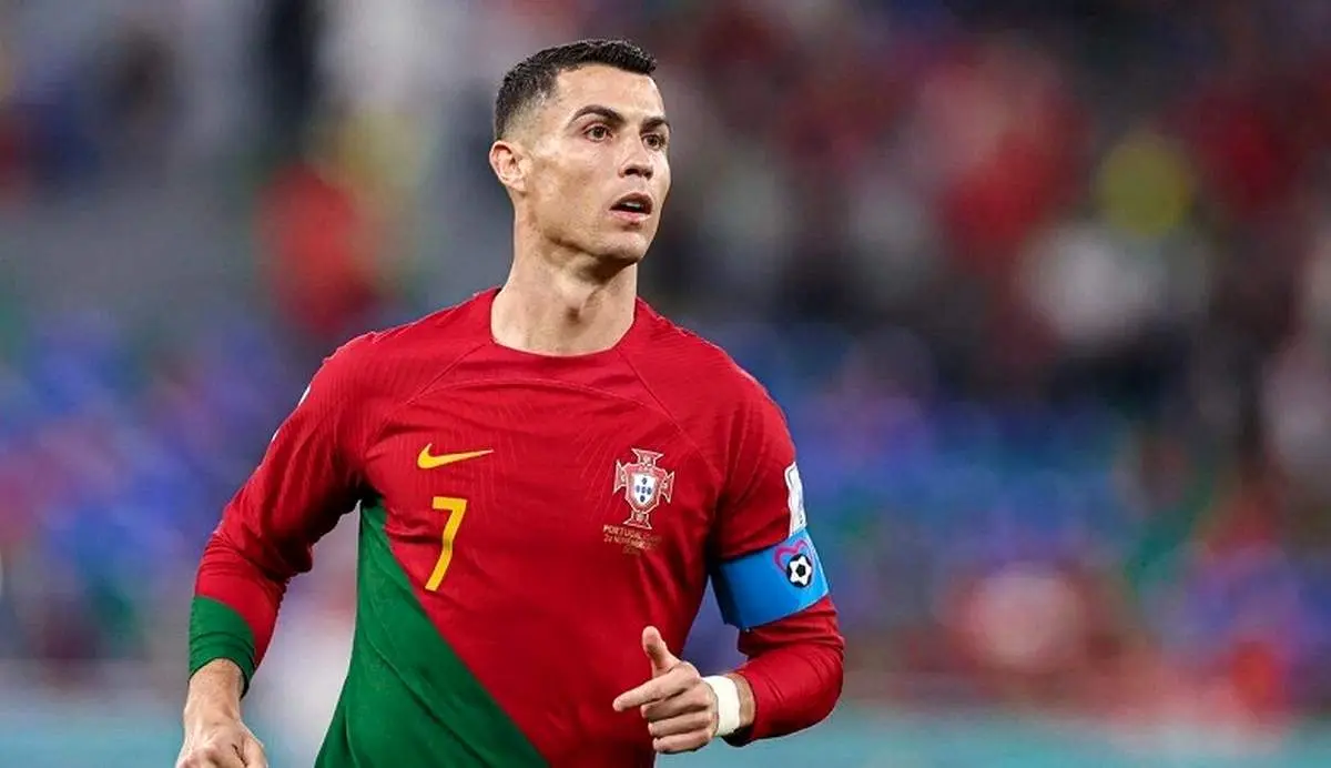 کار زشت یک هوادار با رونالدو!+ عکس