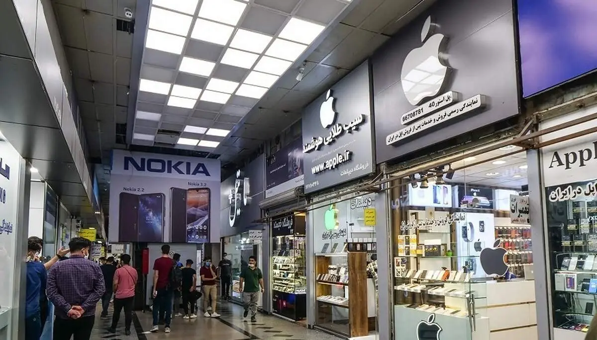 قیمت این گوشی به ۱۰۰ میلیون تومان رسید!