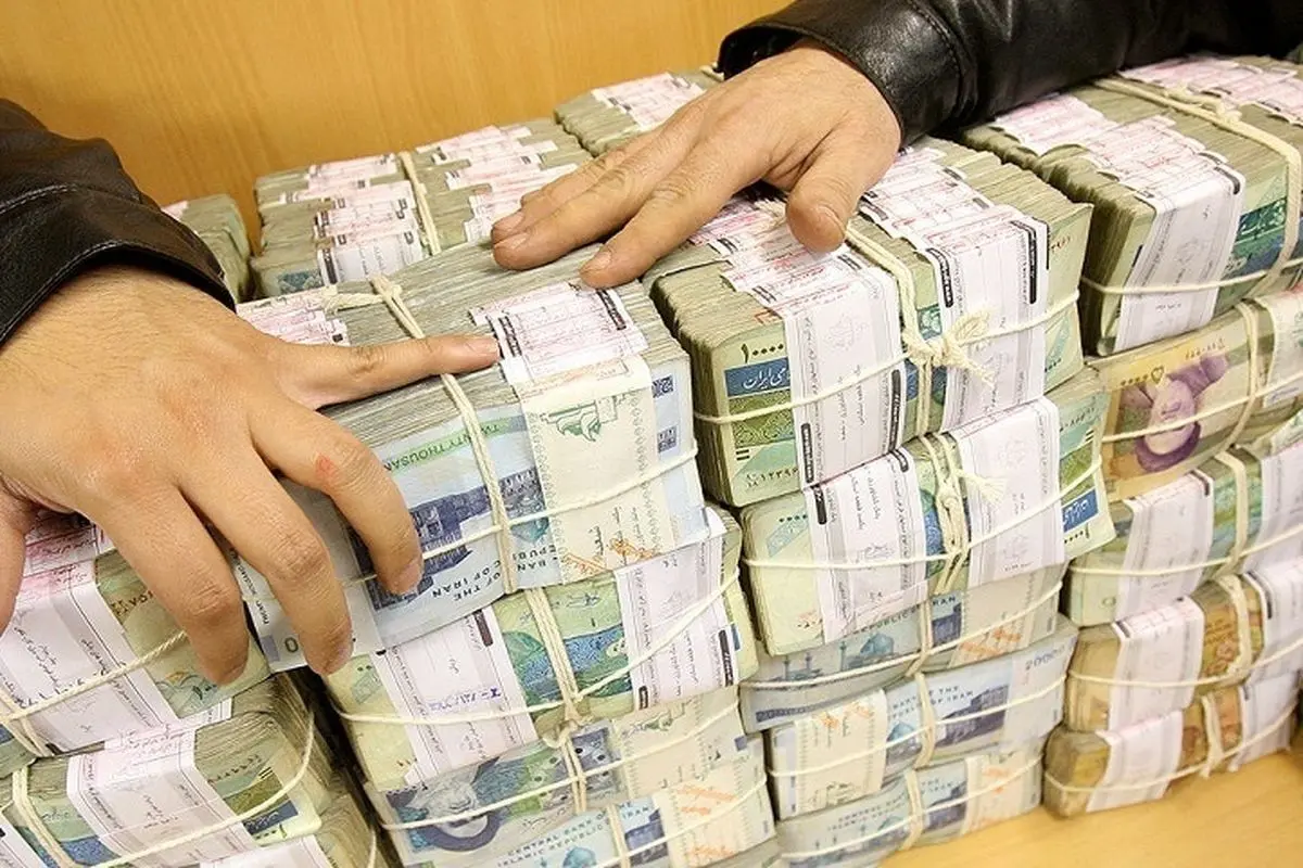 توقف پرداخت وامهای بانکی