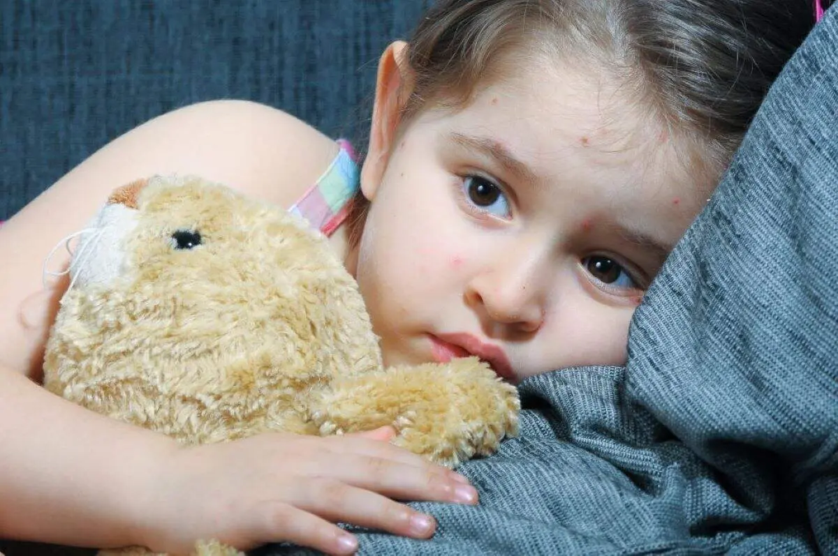 علل بی خوابی کودکان و درمان خانگی آن