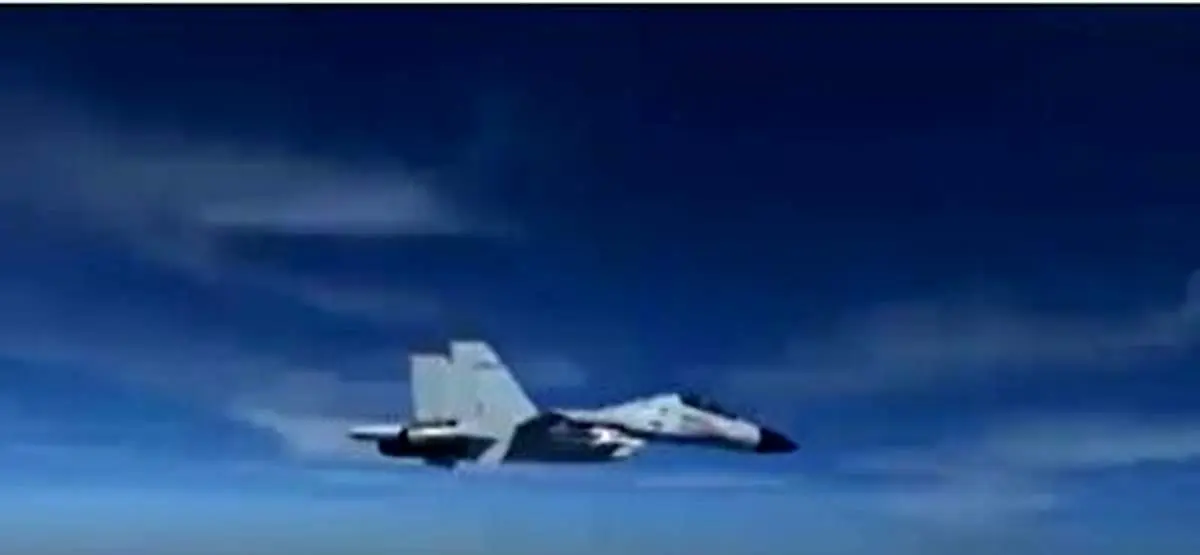 حرکت خارق العاده جنگنده چینی به روایت دوربین+ فیلم