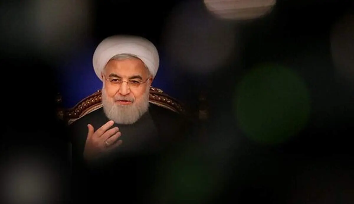 حمله تند مشاور قالیباف به روحانی: سکوت پیشه کنید تا اتوی محاسن مبارک به هم نخورد!