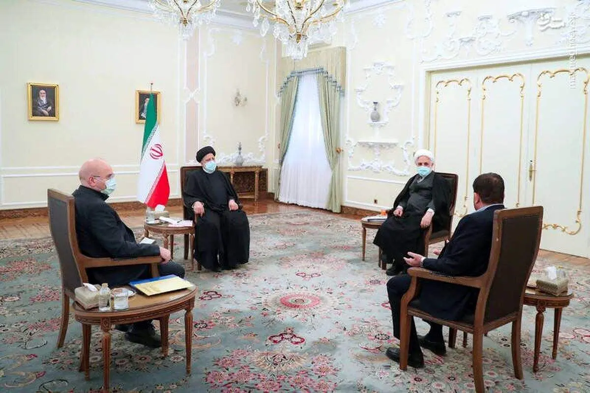 میهمان خاص جلسه سران قوا که بود؟+عکس