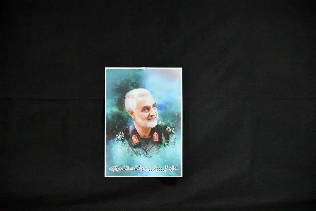 روزی که سردار سلیمانی بر سر مزار خود رفت+ عکس