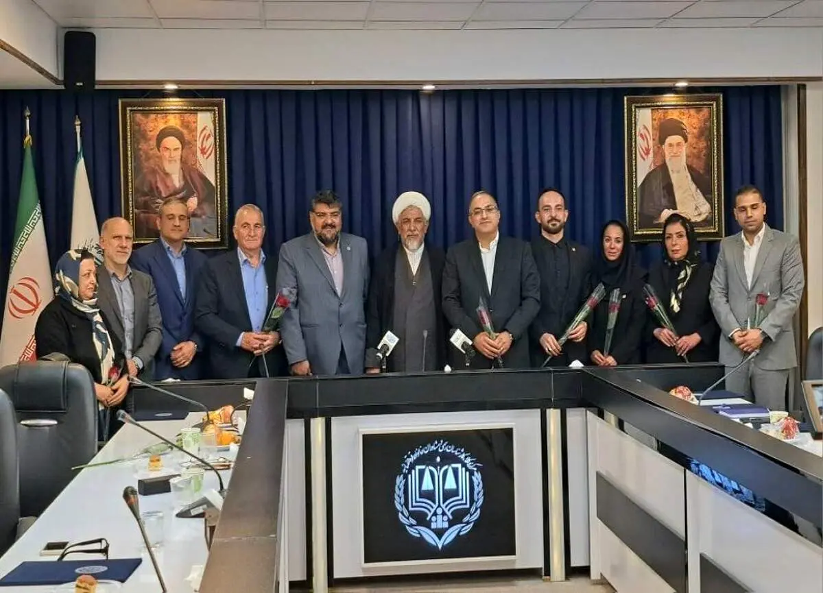 نشست صمیمی معاون حقوقی دستگاه قضا با حقوقدانان ارامنه و مسیحی کشور