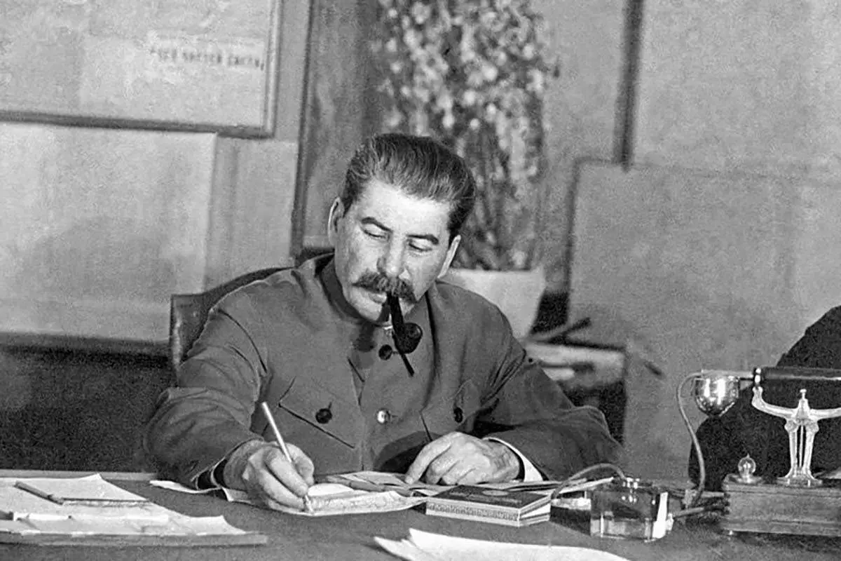 نفرین تیمور گریبان گیر شوروی شد+ فیلم/ نفرین هولناک تیمور برای بازکننده تابوتش