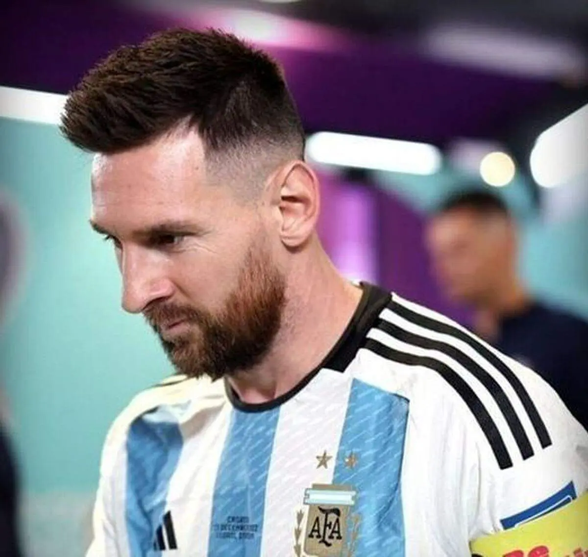 چه کسانی پشت سر مسی حرف زدند؟