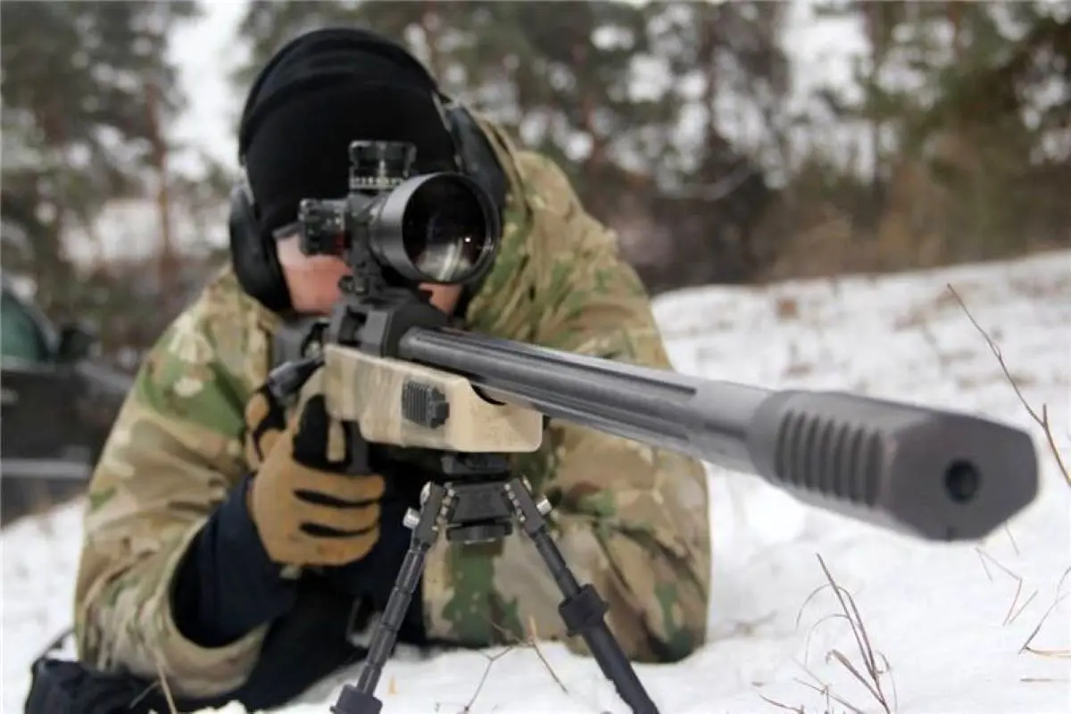 ببینید تفنگ دوربرد روسی، سرباز اوکراینی را از چه فاصله ای هدف قرار داد؟ +فیلم