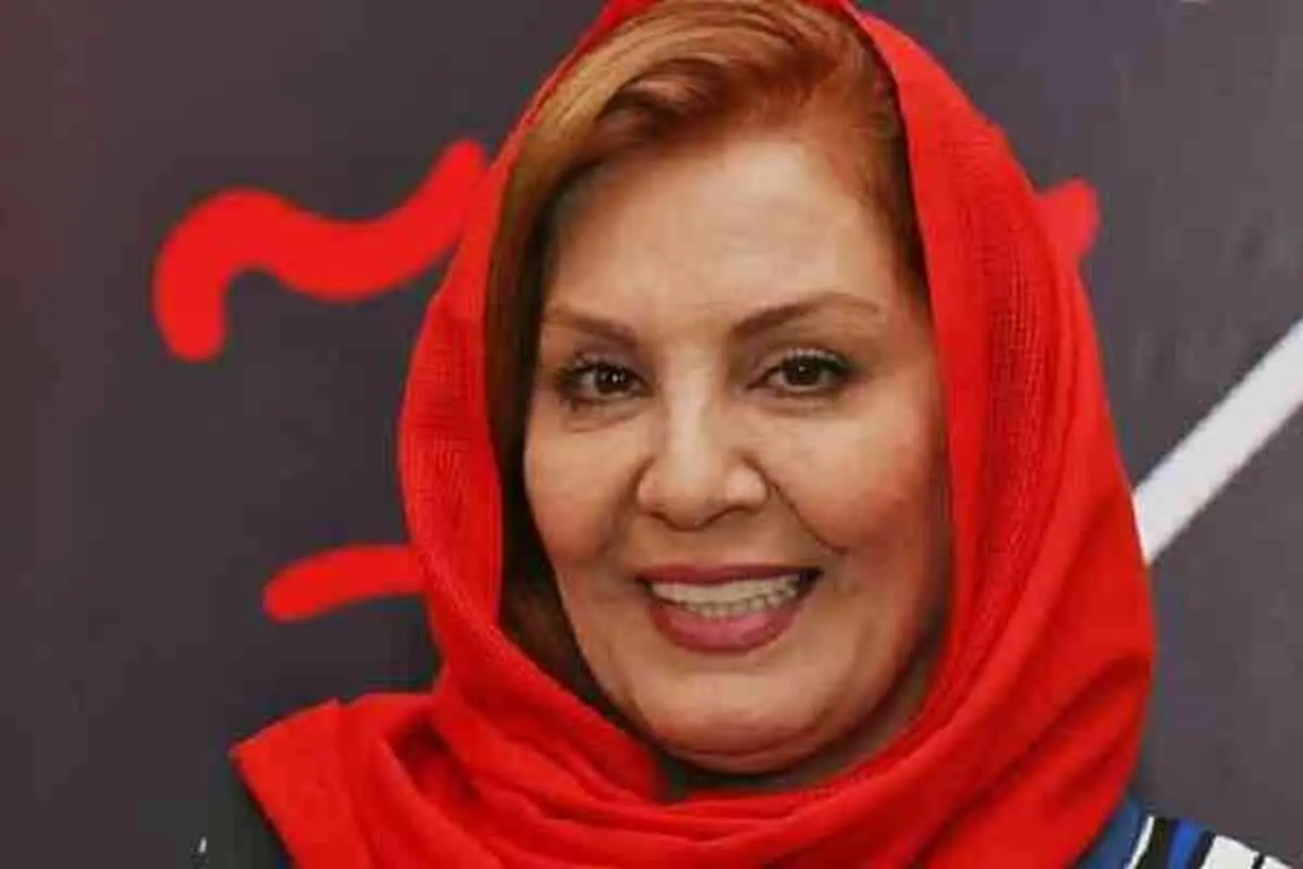 عکس زیرخاکی از بازیگر سینما در لباس عروس