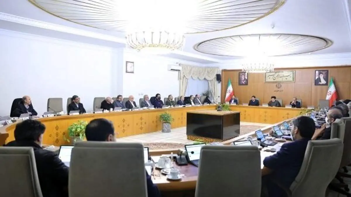 تاکید رئیسی بر ضرورت فروش خودرو در چارچوب دستورالعمل ها