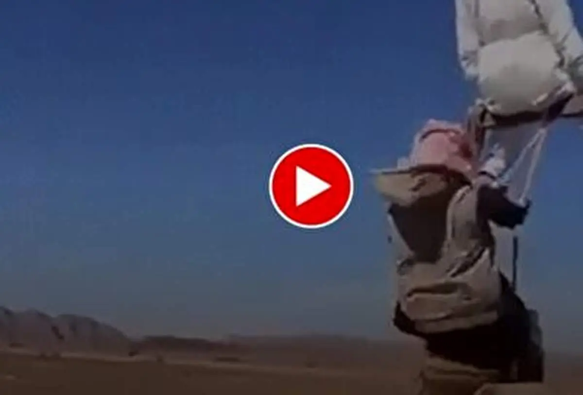 تاب‌بازی خبرساز  یک اماراتی روی ماشین در حال حرکت+ فیلم