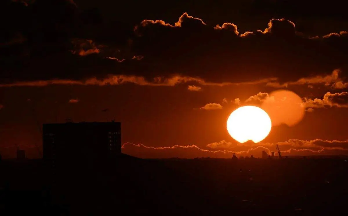 بازآفرینی خورشید با کمک لیزر