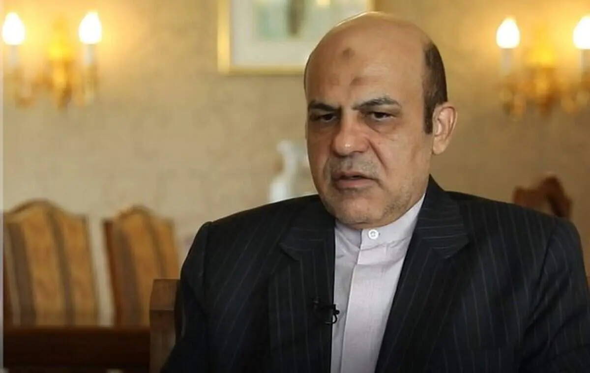 دفاع تمام قد همشهری از پیشانی پینه بسته علیرضا اکبری
