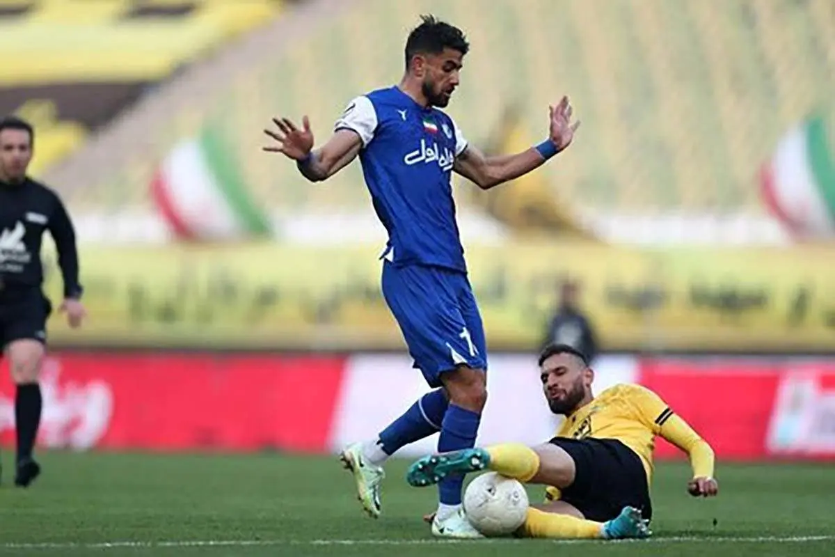 پنالتی جنجالی در بازی سپاهان استقلال درست بود؟