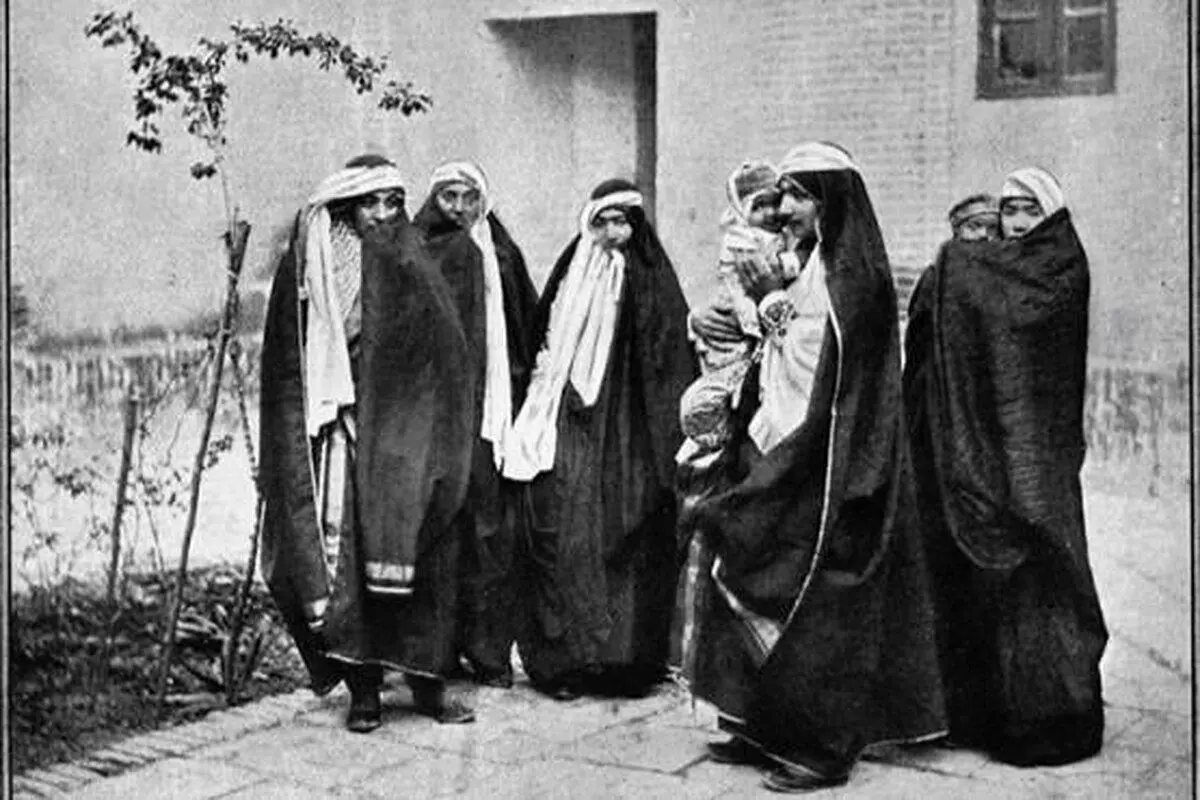 زنان در زمان قاجار نان‌خور اضافه بودند؟+عکس