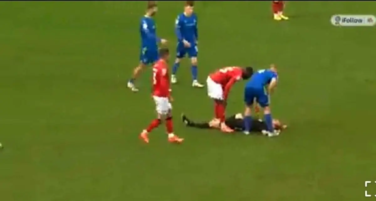 شوت سنگین، داور را راهی بیمارستان کرد+ فیلم