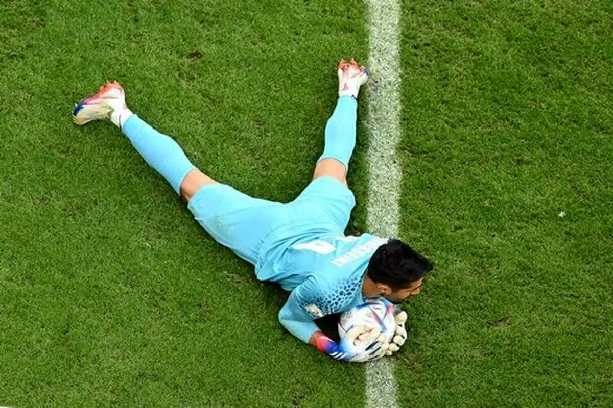 کاپیتان استقلال از خجالت فتح الله زاده درآمد+ عکس