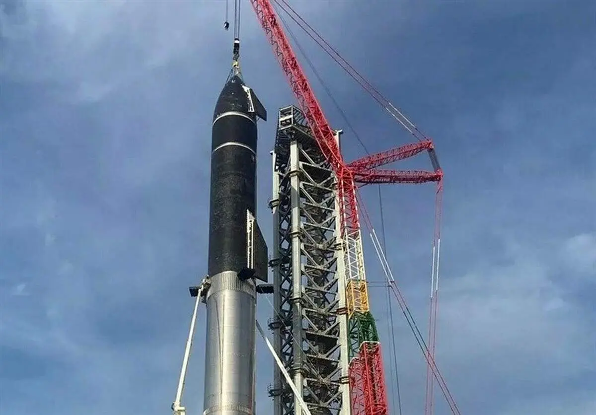 قوی ترین موشک جهان روی سکوی پرتاب+ تصاویر
