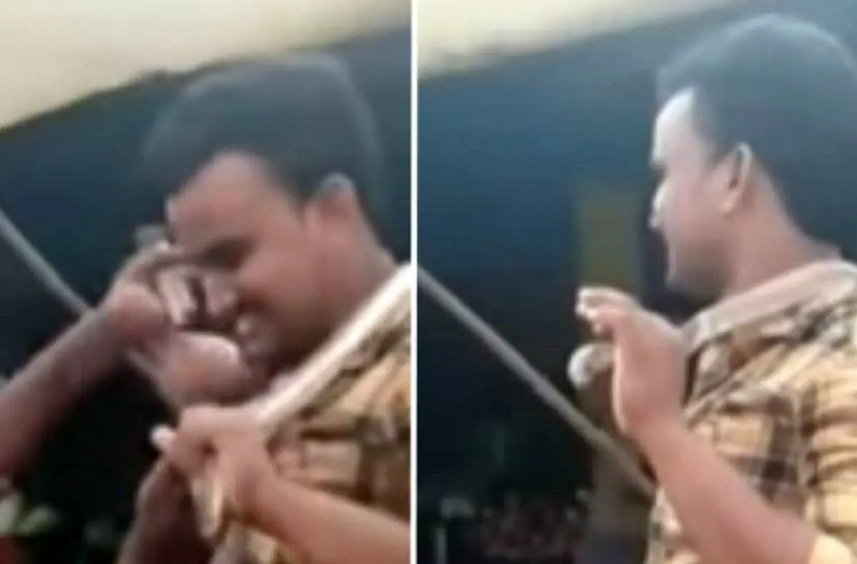 حمله مرگبار مار کبرا به مرد جوان حین گرفتن سلفی!+ فیلم