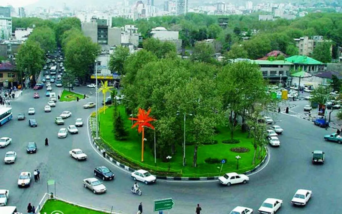 میدان تجریش ۱۰۰ سال پیش این شکلی بود + عکس