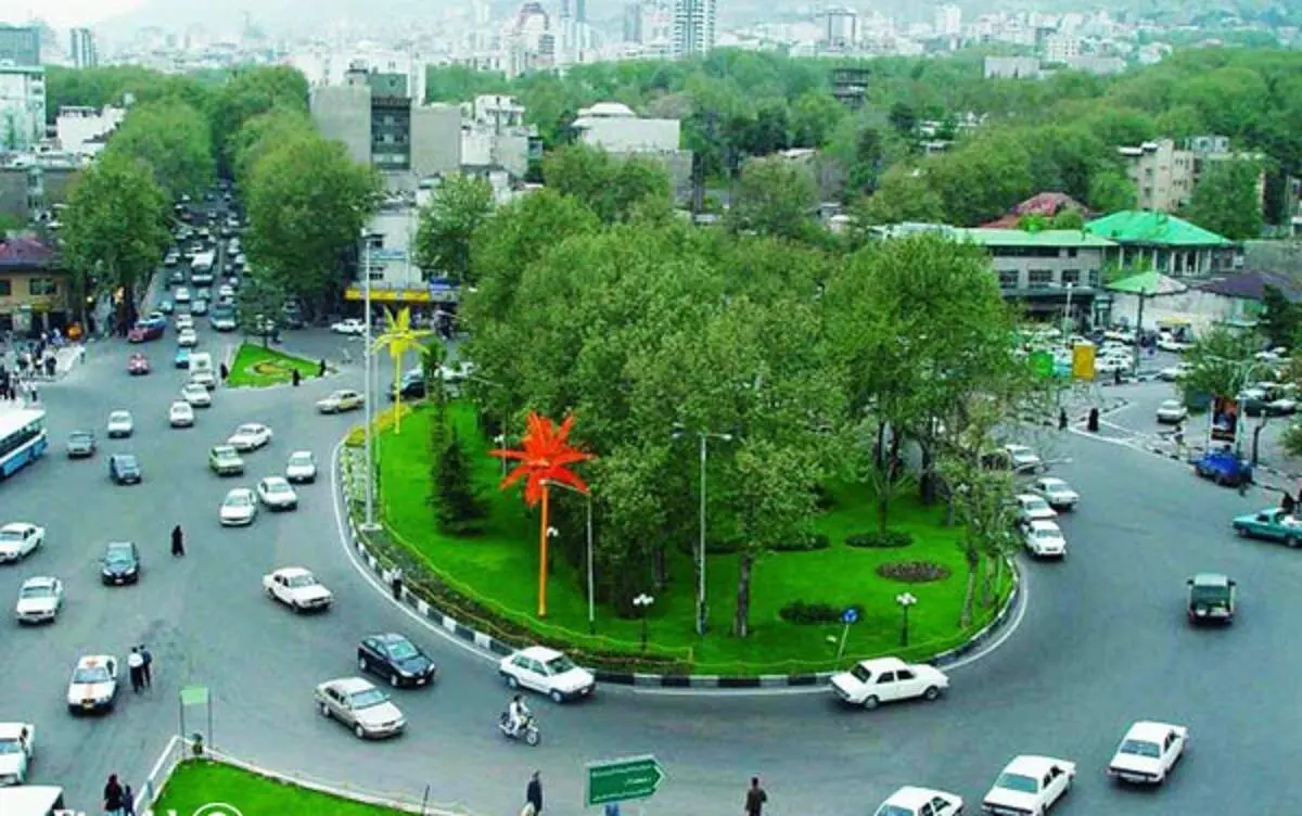 میدان تجریش ۱۰۰ سال پیش این شکلی بود + عکس