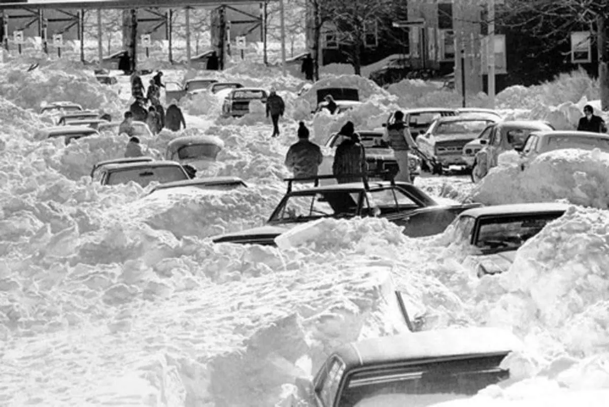 خیابان‌های دیدنی تهران در دهه ۵۰ +عکس