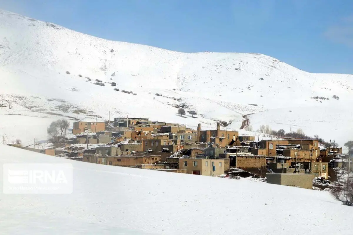 خانه های این روستا زیر برف ماند! + عکس