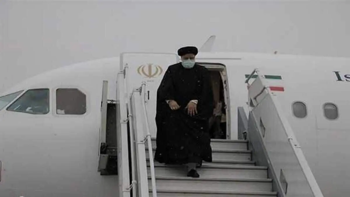 رئیس جمهور وارد منطقه زلزله زده خوی شد