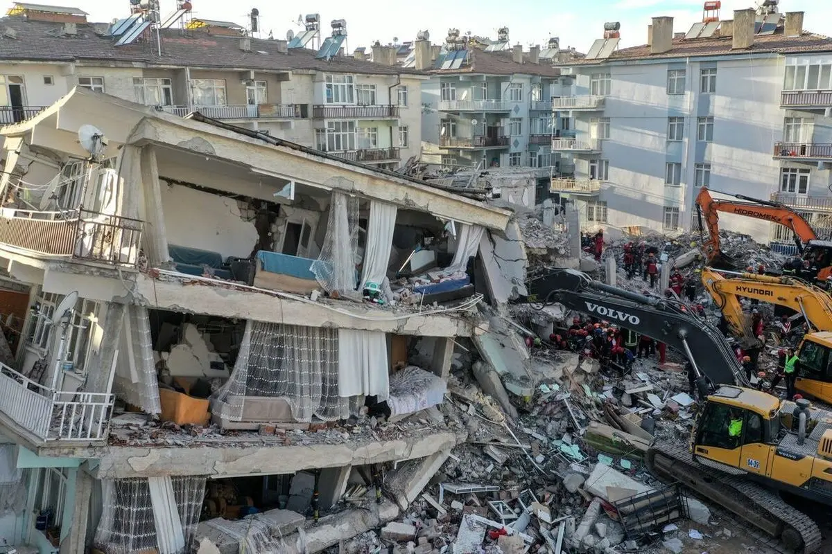 لحظات هولناک پس از زلزله ترکیه + فیلم
