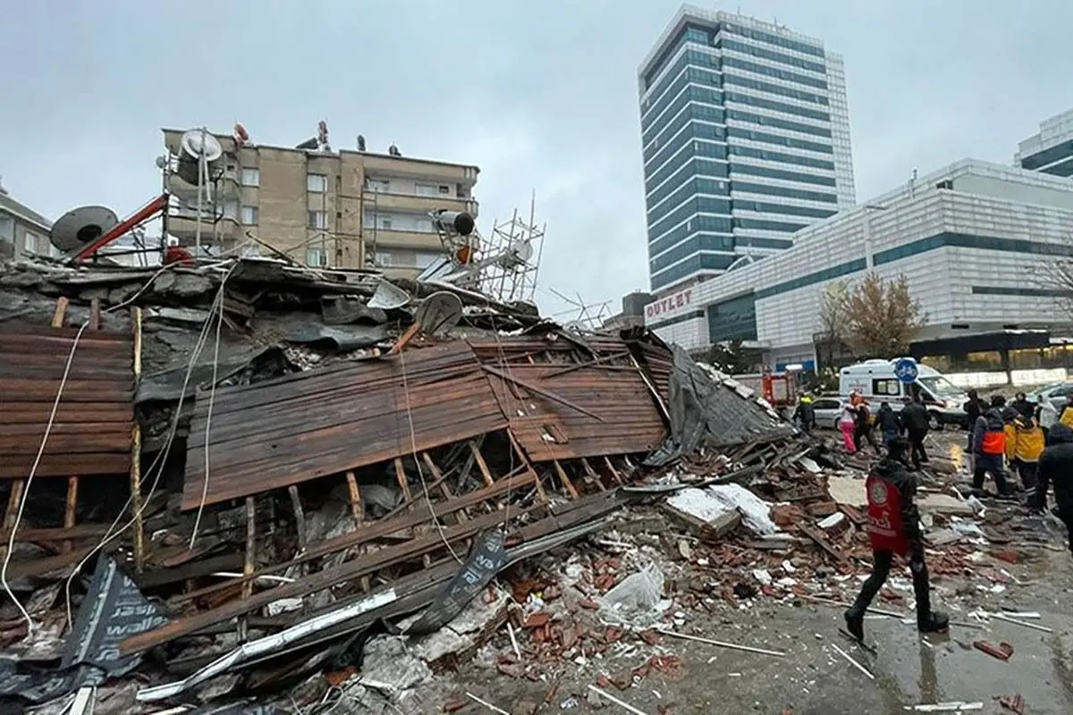 وضعیت ترکیه پس از زمین لرزه مهیب صبح امروز + فیلم