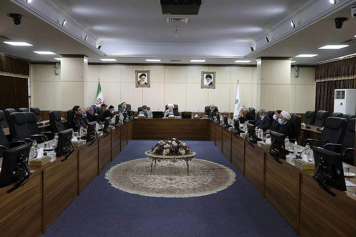 بررسی گزارش اجرای بند دوم سیاستهای کلی اقتصاد مقاومتی در هیئت عالی نظارت مجمع