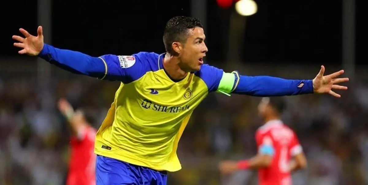 علاقه یک دختر انگلیسی به رونالدو خبرساز شد + عکس