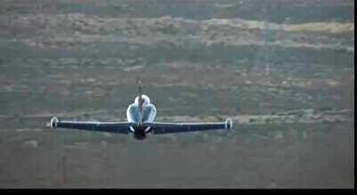 تصاویر جالب از هواپیمایی که به صورت حرفه ای فیلمبرداری می کند + فیلم